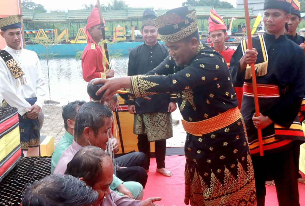 Tradisi Balimau Sultan, Prosesi Sakral Sambut Ramadhan Di Pelalawan